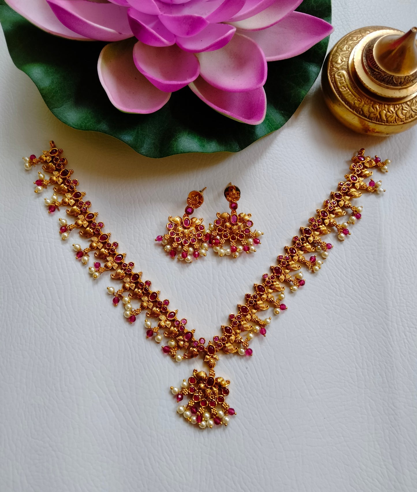 Amudhini Necklace